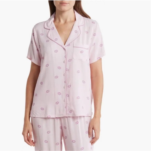 Splendid Women’s NWOT Pink Kiss Pajamas‎ Top Size XS - Picture 11 of 11